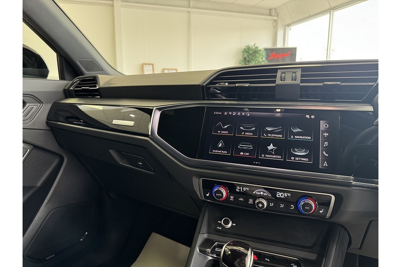 Audi 1.5 TFSI CoD 35 Black Edition SUV 5dr Petrol S Tronic Euro 6 (s/s) (150 ps)