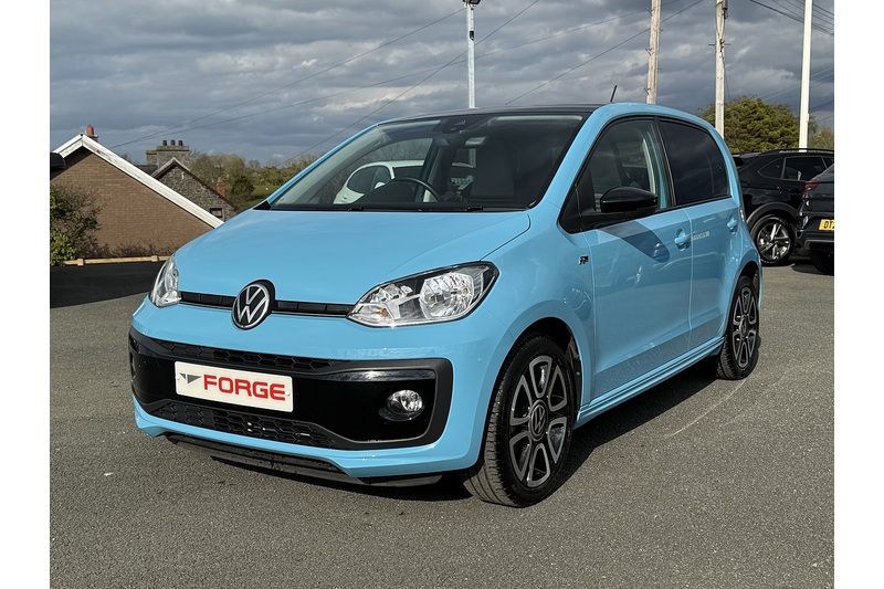 Volkswagen 1.0 R-Line Hatchback 5dr Petrol Manual Euro 6 (s/s) (65 ps)