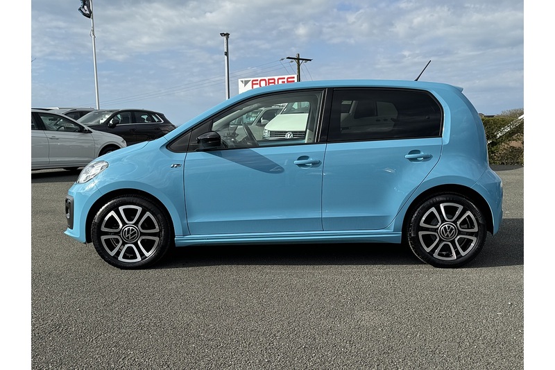 Volkswagen 1.0 R-Line Hatchback 5dr Petrol Manual Euro 6 (s/s) (65 ps)