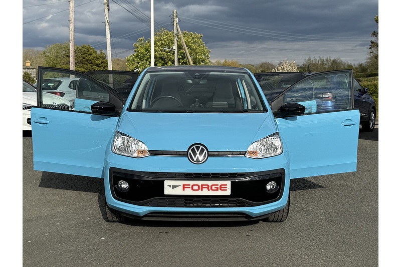 Volkswagen 1.0 R-Line Hatchback 5dr Petrol Manual Euro 6 (s/s) (65 ps)