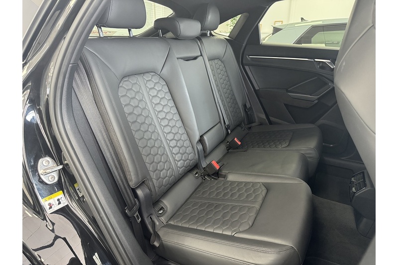 Audi 2.5 TFSI Sportback 5dr Petrol S Tronic quattro Euro 6 (s/s) (400 ps)