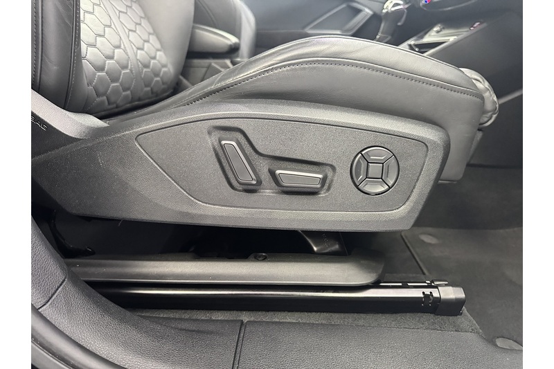 Audi 2.5 TFSI Sportback 5dr Petrol S Tronic quattro Euro 6 (s/s) (400 ps)