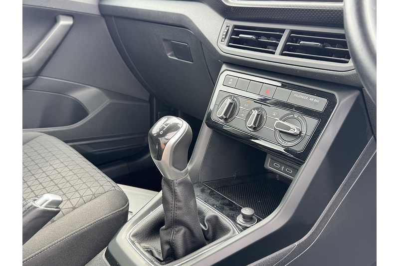 Volkswagen 1.0 TSI SE SUV 5dr Petrol Manual Euro 6 (s/s) (110 ps)