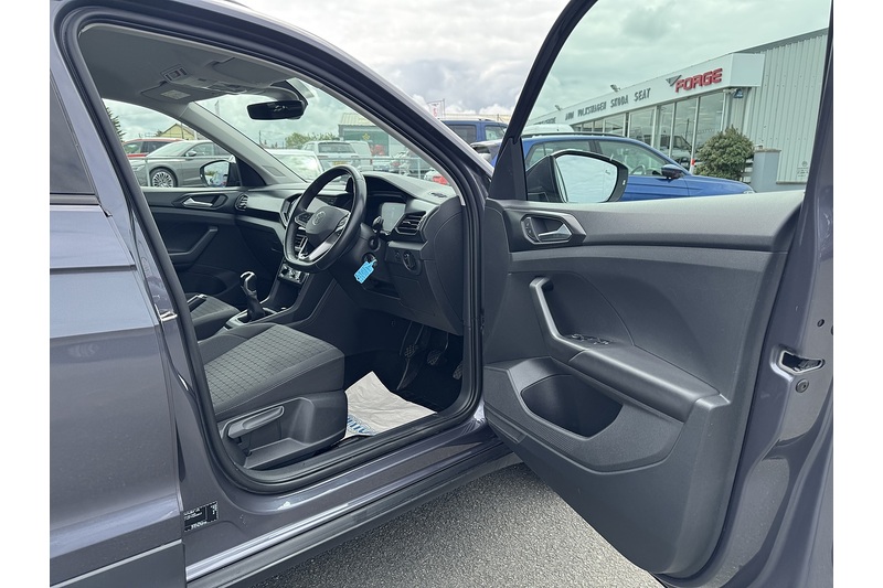 Volkswagen 1.0 TSI SE SUV 5dr Petrol Manual Euro 6 (s/s) (95 ps)