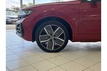 23/73 Volkswagen Touareg 3.0 TDI V6 Black Edition Diesel Tiptronic 4Motion 286 ps