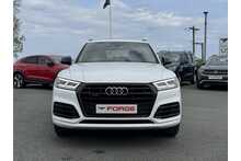 19/19 Audi Q5 2.0 TDI 40 Black Edition Diesel S Tronic quattro 190 ps