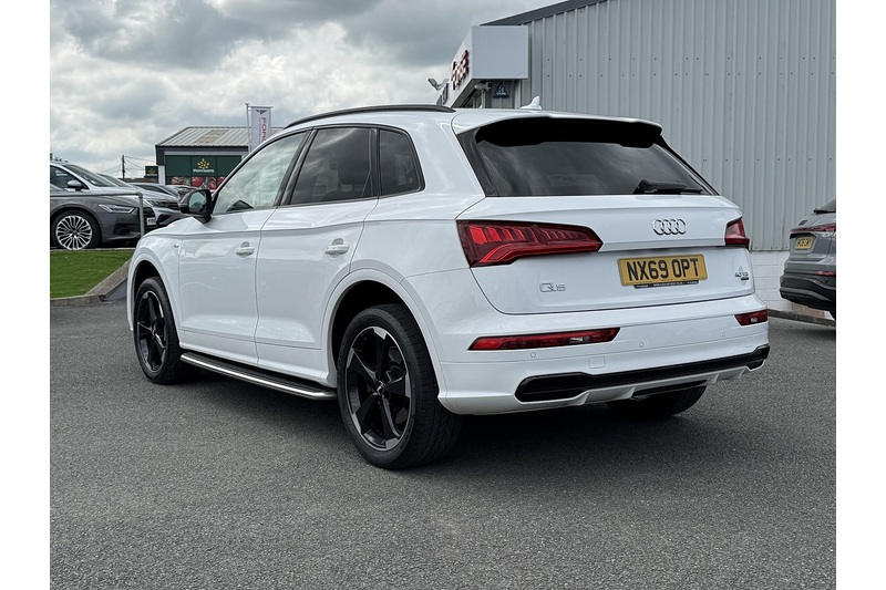 Audi 2.0 TDI 40 Black Edition SUV 5dr Diesel S Tronic quattro Euro 6 (s/s) (190 ps)