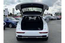 19/19 Audi Q5 2.0 TDI 40 Black Edition Diesel S Tronic quattro 190 ps