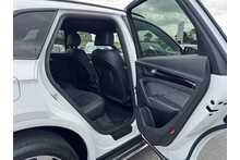 19/19 Audi Q5 2.0 TDI 40 Black Edition Diesel S Tronic quattro 190 ps