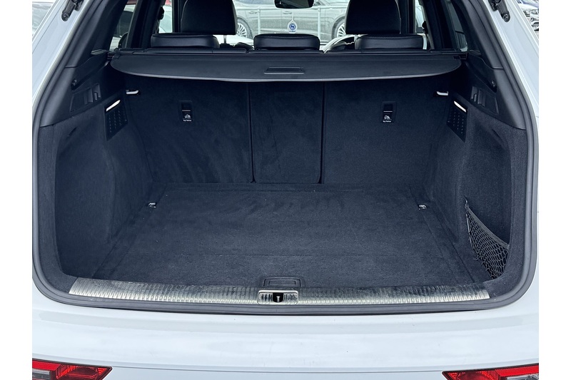 Audi 2.0 TDI 40 Black Edition SUV 5dr Diesel S Tronic quattro Euro 6 (s/s) (190 ps)