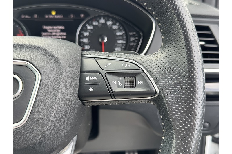 Audi 2.0 TDI 40 Black Edition SUV 5dr Diesel S Tronic quattro Euro 6 (s/s) (190 ps)