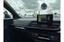19/19 Audi Q5 2.0 TDI 40 Black Edition Diesel S Tronic quattro 190 ps