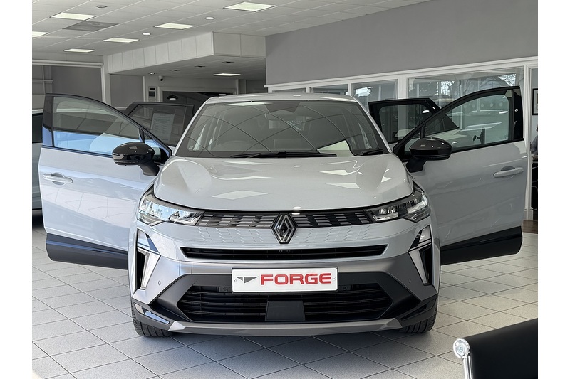 Renault E-TECH techno esprit Alpine SUV 1.6 Automatic Petrol Hybrid