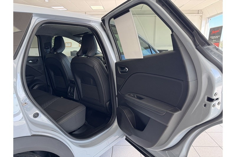 Renault E-TECH techno esprit Alpine SUV 1.6 Automatic Petrol Hybrid