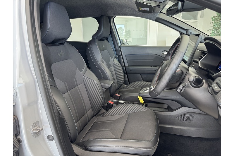 Renault E-TECH techno esprit Alpine SUV 1.6 Automatic Petrol Hybrid