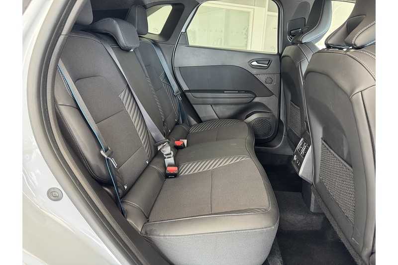 Renault E-TECH techno esprit Alpine SUV 1.6 Automatic Petrol Hybrid