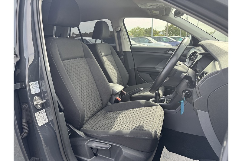 Volkswagen 1.0 TSI SE SUV 5dr Petrol Manual Euro 6 (s/s) (95 ps)