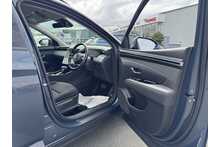22/22 Hyundai TUCSON 1.6 T-GDi MHEV Premium Petrol Hybrid DCT 150 ps