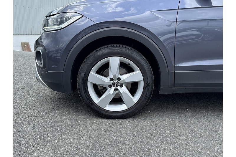 Volkswagen 1.0 TSI SEL SUV 5dr Petrol DSG Euro 6 (s/s) (110 ps)