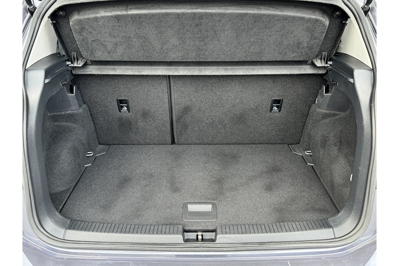 Volkswagen 1.0 TSI SEL SUV 5dr Petrol DSG Euro 6 (s/s) (110 ps)