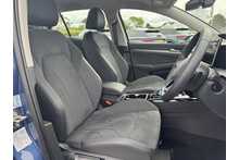 25/75 Volkswagen Golf eTSI MHEV Style Hatchback Petrol Hybrid DSG 150 ps