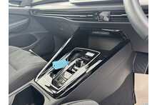 25/75 Volkswagen Golf eTSI MHEV Style Hatchback Petrol Hybrid DSG 150 ps