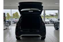 19/19 Volkswagen T-Cross TSI SEL Petrol DSG 115 ps