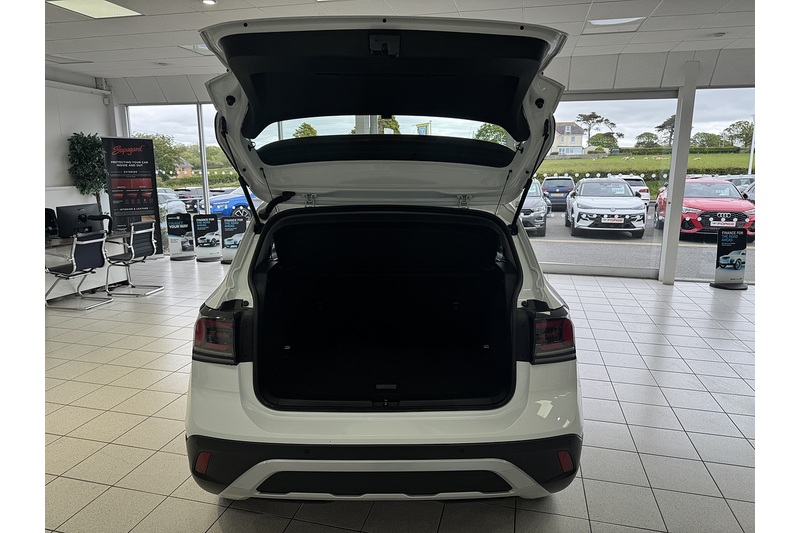 Volkswagen 1.0 TSI Life SUV 5dr Petrol Manual Euro 6 (s/s) (95 ps)
