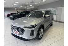 Audi Q5 2.0 TDI Sport SUV 5dr Diesel S Tronic quattro Euro 6 (s/s) (204 ps)