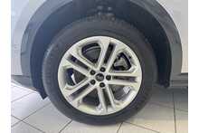 Audi Q5 2.0 TDI Sport SUV 5dr Diesel S Tronic quattro Euro 6 (s/s) (204 ps)