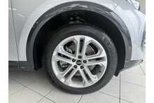 Audi Q5 2.0 TDI Sport SUV 5dr Diesel S Tronic quattro Euro 6 (s/s) (204 ps)