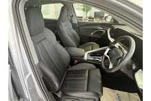 Audi Q5 2.0 TDI Sport SUV 5dr Diesel S Tronic quattro Euro 6 (s/s) (204 ps)