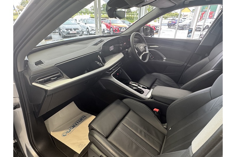 Audi 2.0 TDI Sport SUV 5dr Diesel S Tronic quattro Euro 6 (s/s) (204 ps)