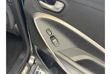 16/66 Hyundai Santa Fe CRDi Blue Drive Wiggins Edition
