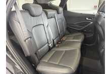 16/66 Hyundai Santa Fe CRDi Blue Drive Wiggins Edition