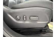 16/66 Hyundai Santa Fe CRDi Blue Drive Wiggins Edition