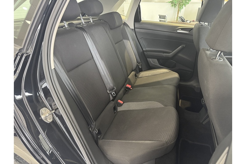 Volkswagen 1.0 TSI Life Hatchback 5dr Petrol Manual Euro 6 (s/s) (95 ps)