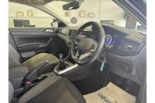 21/71 Volkswagen Polo TSI Life