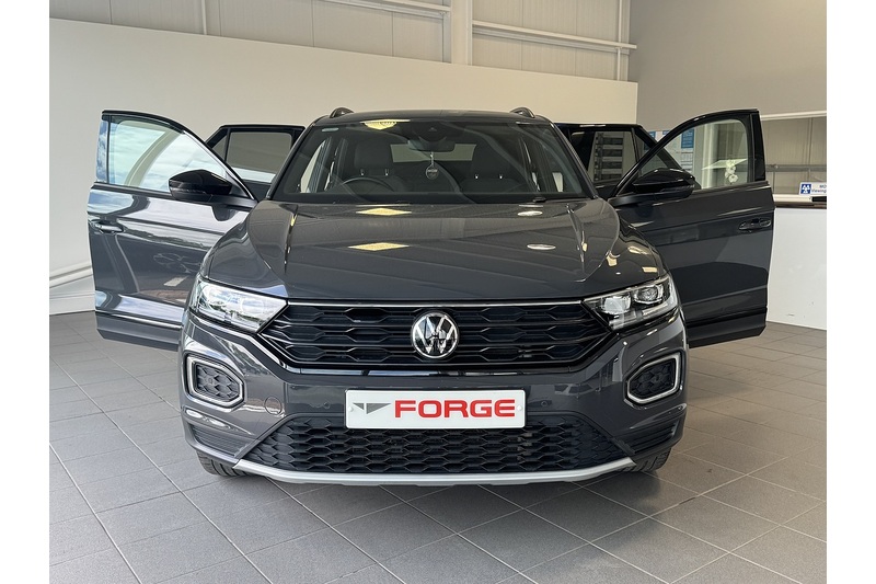 Volkswagen 1.0 TSI Black Edition SUV 5dr Petrol Manual Euro 6 (s/s) (110 ps)
