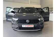 21/70 Volkswagen T-Roc 1.0 TSI Black Edition Petrol Manual 110 ps