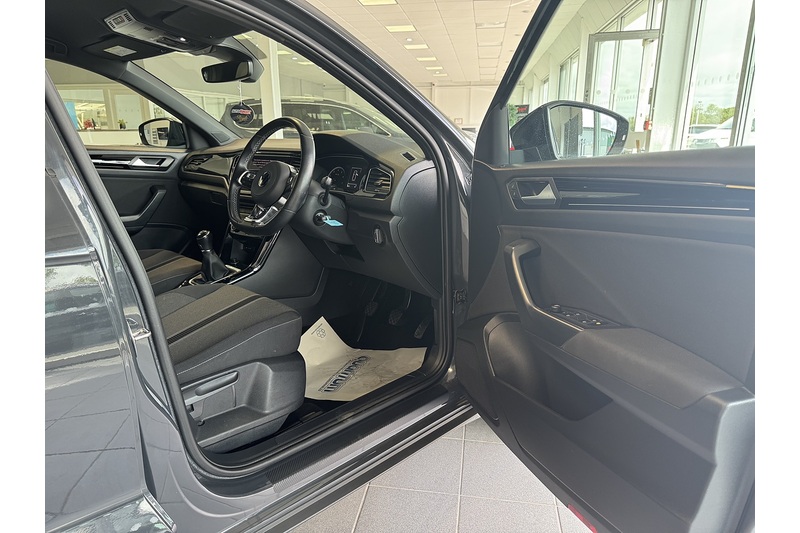 Volkswagen 1.0 TSI Black Edition SUV 5dr Petrol Manual Euro 6 (s/s) (110 ps)
