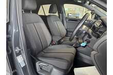 21/70 Volkswagen T-Roc 1.0 TSI Black Edition Petrol Manual 110 ps