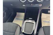 25/75 Mercedes-Benz GLA200h MHEV AMG Line (Executive)