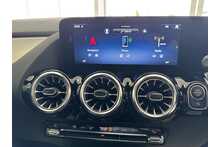 25/75 Mercedes-Benz GLA200h MHEV AMG Line (Executive)