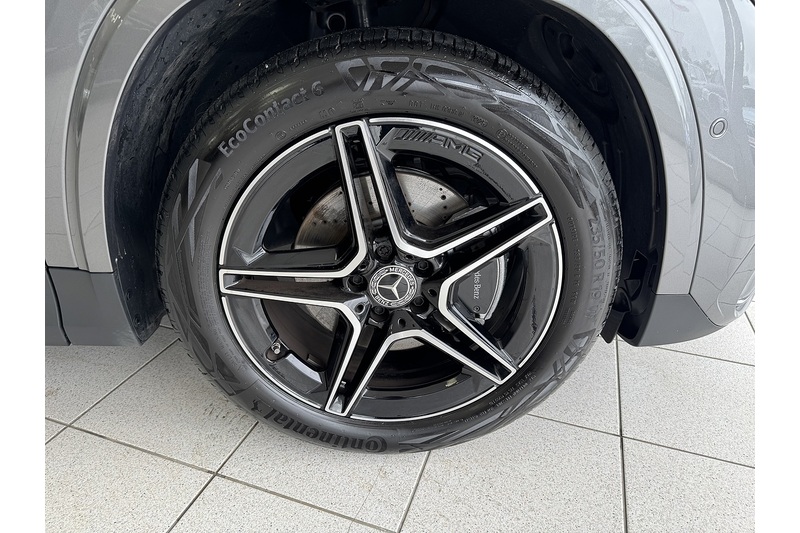 Mercedes-Benz 1.3 GLA200h MHEV AMG Line (Executive) SUV 5dr Petrol Hybrid 7G-DCT Euro 6 (s/s) (163 ps)
