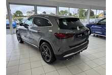 25/75 Mercedes-Benz GLA200h MHEV AMG Line (Executive)