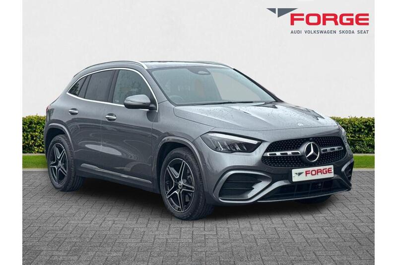 Mercedes-Benz 1.3 GLA200h MHEV AMG Line (Executive) SUV 5dr Petrol Hybrid 7G-DCT Euro 6 (s/s) (163 ps)