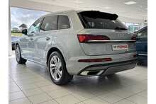 23/23 Audi Q7  3.0 TDI V6 45 S line Diesel  quattro (231 ps)