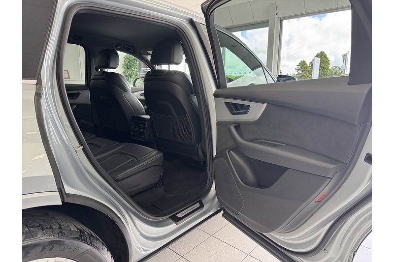 Audi 3.0 TDI V6 45 S line SUV 5dr Diesel Tiptronic quattro Euro 6 (s/s) (231 ps)