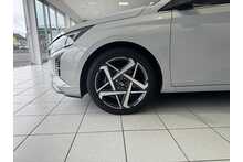 25/75 Hyundai i20 1.0 T-GDi Ultimate Petrol DCT 100 ps